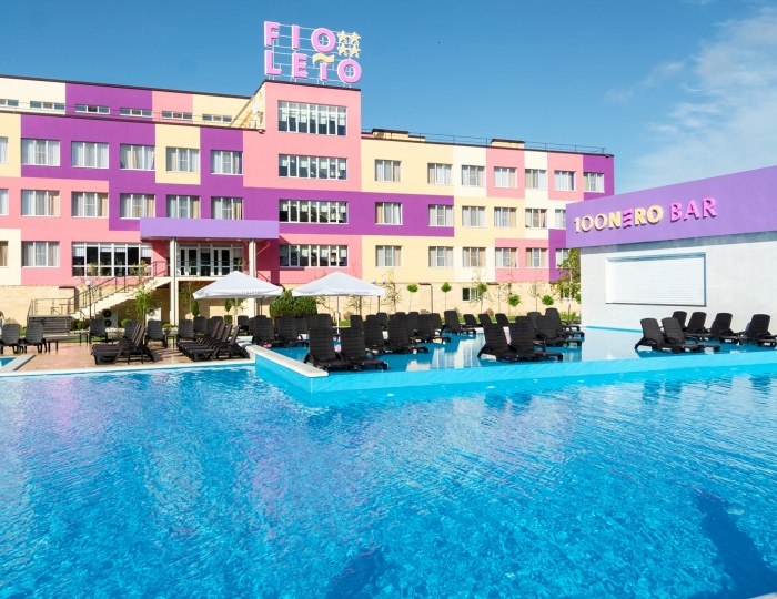 Бассейн - Отель Fioleto / Фиолето